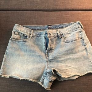 GAP Shorts